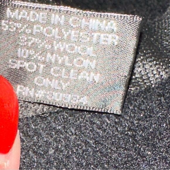 Augus T Wool Hat - Picture 6 of 8